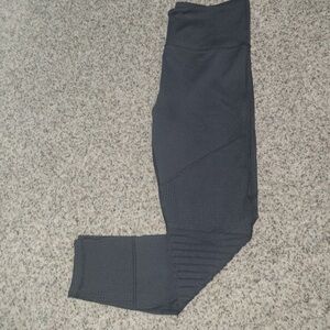 Black Leggings with Ribbed Detail